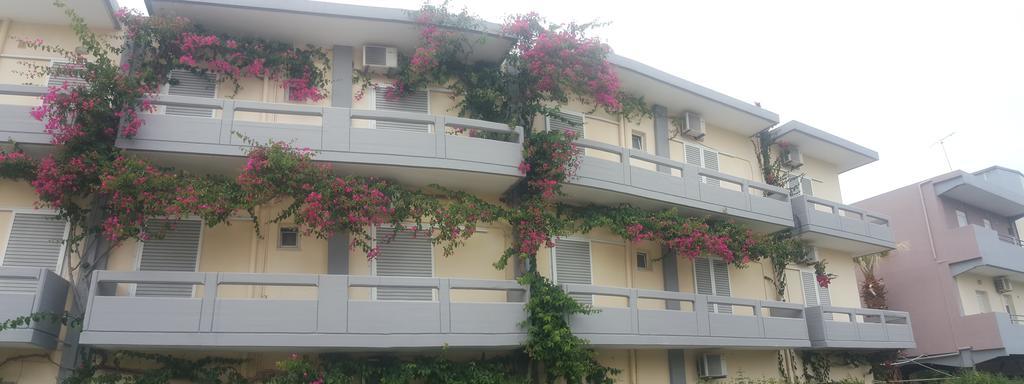 Michel Apartments Amoudara Lasithiou Buitenkant foto